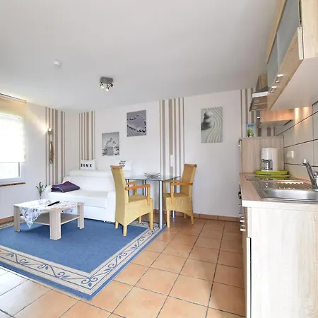 Holiday home Boutique In With Terrace *