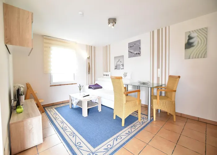 Boutique In With Terrace אינזל פואל